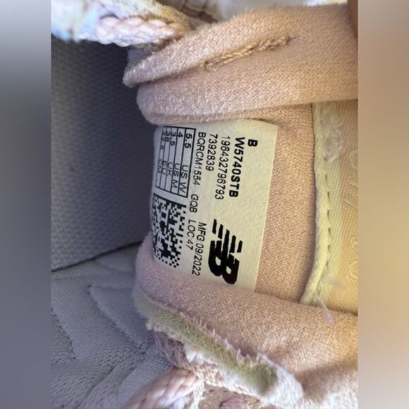 NEW BALANCE Womens pink Mixed Media 5740 V1 Round Toe Sneakers Shoes 5.5 - Picture 6 of 7